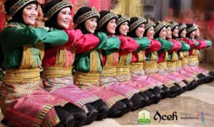 Tari-Ratoh-Duek-dari-Aceh.-Foto-instagram-wisatabudayaindo